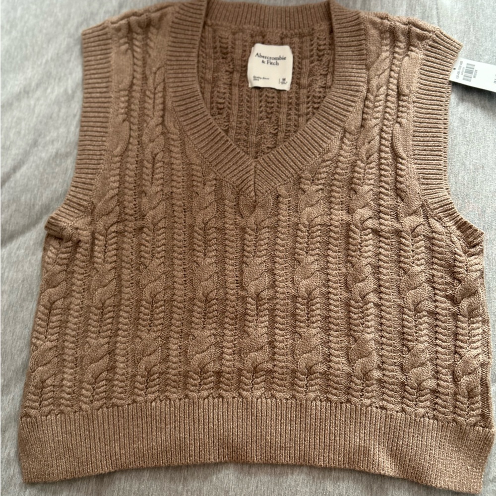 Abercrombie & Fitch Tan Cable Knit V-Neck Sweater